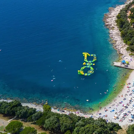 Apartman Caesars Palace - New Modern With Free Private Parking Pula