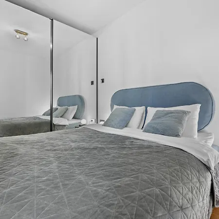 Caesars Palace - New Modern With Free Private Parking Pula