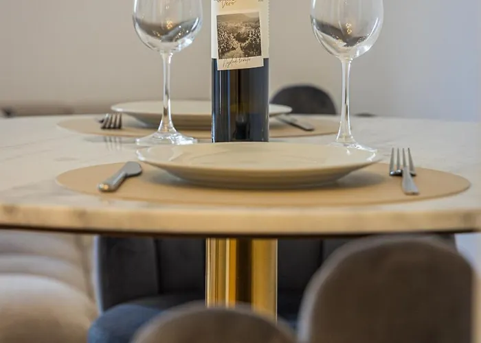 Apartman Caesars Palace - New Modern With Free Private Parking *