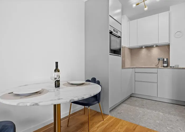 Apartmán Caesars Palace - New Modern With Free Private Parking Pula