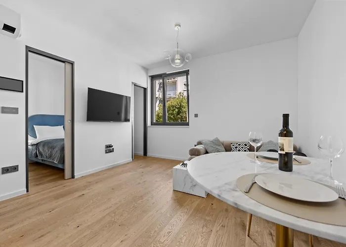 Apartmán Caesars Palace - New Modern With Free Private Parking